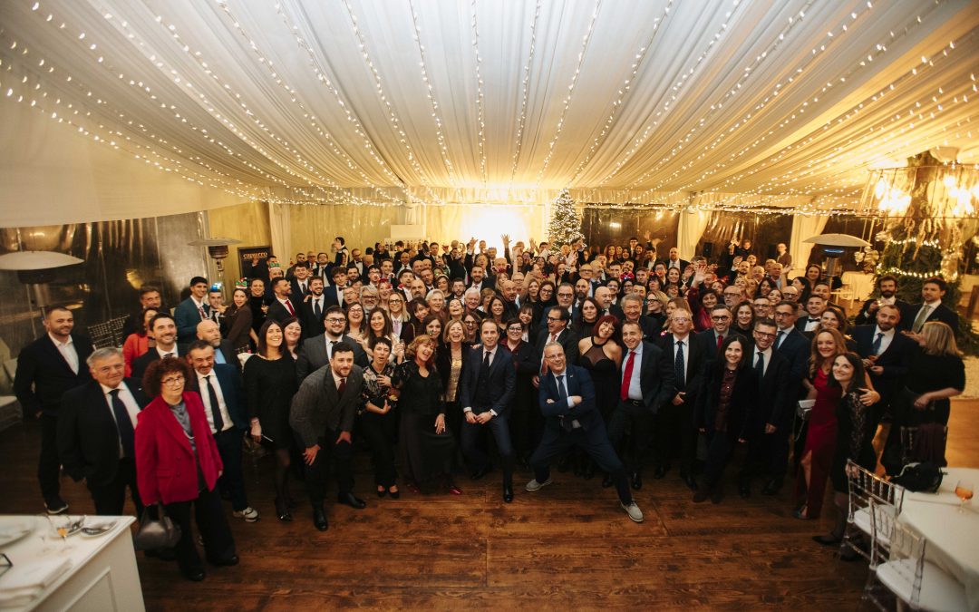 Il Party Finsea: brindisi e sorrisi a Villa Lo Zerbino